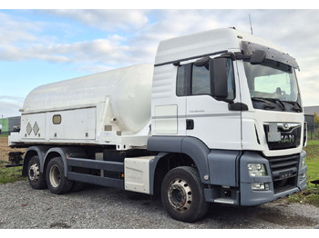 Грузовик-цистерна MAN