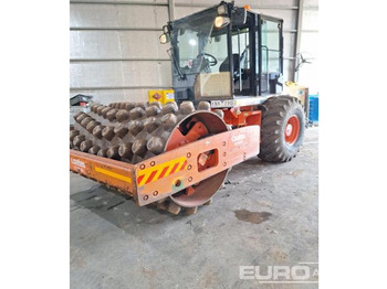 Каток CATERPILLAR