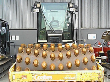 Каток CATERPILLAR