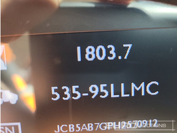 Телескопический погрузчик JCB
