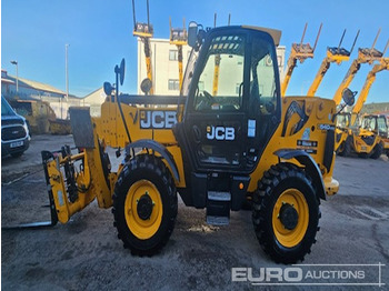 Телескопический погрузчик JCB