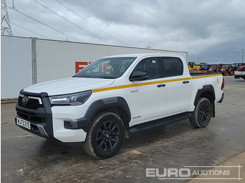Пикап TOYOTA Hilux
