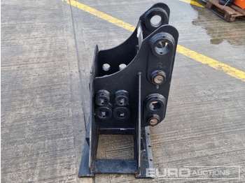 Погрузочно-разгрузочная техника Unused Pallet Fork Frame 65mm Pin to suit 13 Ton Excavator: фото 2