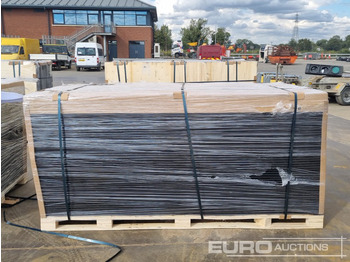 Строительное оборудование Unused 8' x 4' Plastic Ground Protection Mats (52 of), Connectors (104 of): фото 3