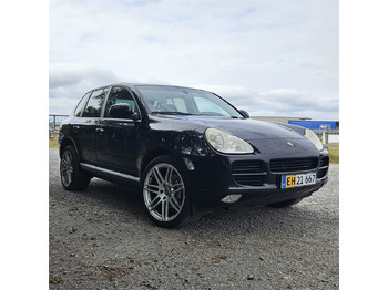 Внедорожник PORSCHE