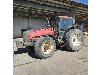 Трактор VALTRA 8450