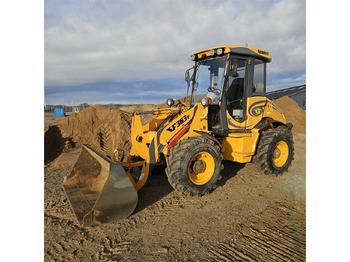 Колёсный погрузчик