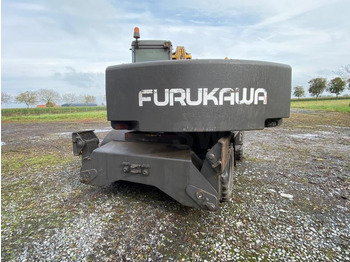 Колёсный экскаватор Furukawa W 735: фото 5