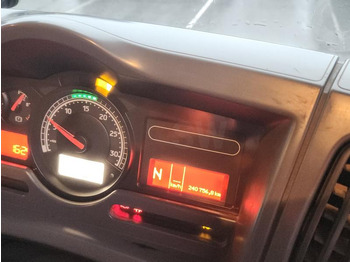 Подметально-уборочная машина Scarab MAJOR 8001: фото 5 Подметально-уборочная машина Scarab MAJOR 8001: фото 5