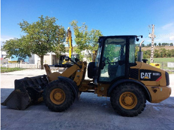 Колёсный погрузчик CATERPILLAR 906H