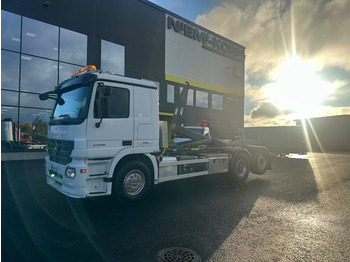 Крюковой мультилифт MERCEDES-BENZ Actros 2545