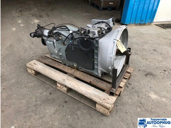 : фото в шапке страницы