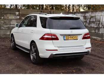 Седан Mercedes-Benz ML350: фото 4