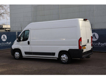 Цельнометаллический фургон Peugeot Boxer: фото 4