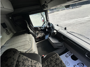 Грузовик-контейнеровоз/ Сменный кузов SCANIA R 450 B6x4HA: фото 2