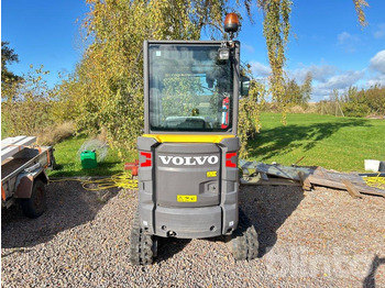 Мини-экскаватор Volvo EC18 E: фото 3