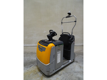 Складской тягач STILL