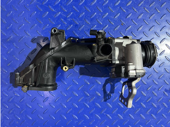 Система впуска Mercedes Benz Intake Pipe and Throttle  A6420901637 / A6420900270: фото 2