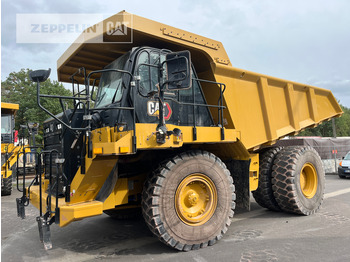 Карьерный самосвал CATERPILLAR