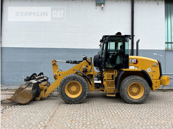 Колёсный погрузчик CATERPILLAR 910