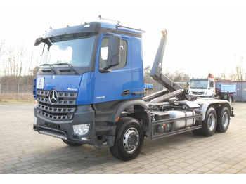 Крюковой мультилифт MERCEDES-BENZ Arocs 2645
