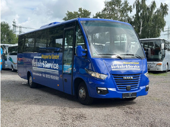 Микроавтобус IVECO Daily 70c18