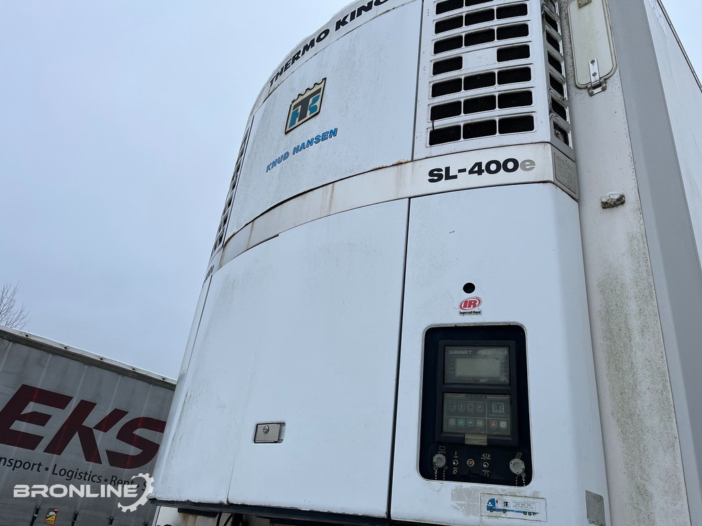 2003 KRONE SDR 27 Refrigerator semi trailer - Полуприцеп-рефрижератор: фото 4 2003 KRONE SDR 27 Refrigerator semi trailer - Полуприцеп-рефрижератор: фото 4