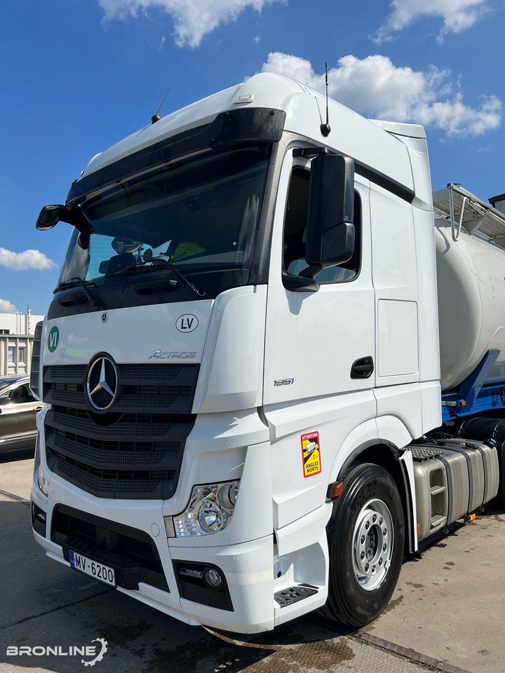 2021 Mercedes-Benz Actros 1851LS + 2007 Spitzer SK 2750 - Тягач: фото 4 2021 Mercedes-Benz Actros 1851LS + 2007 Spitzer SK 2750 - Тягач: фото 4