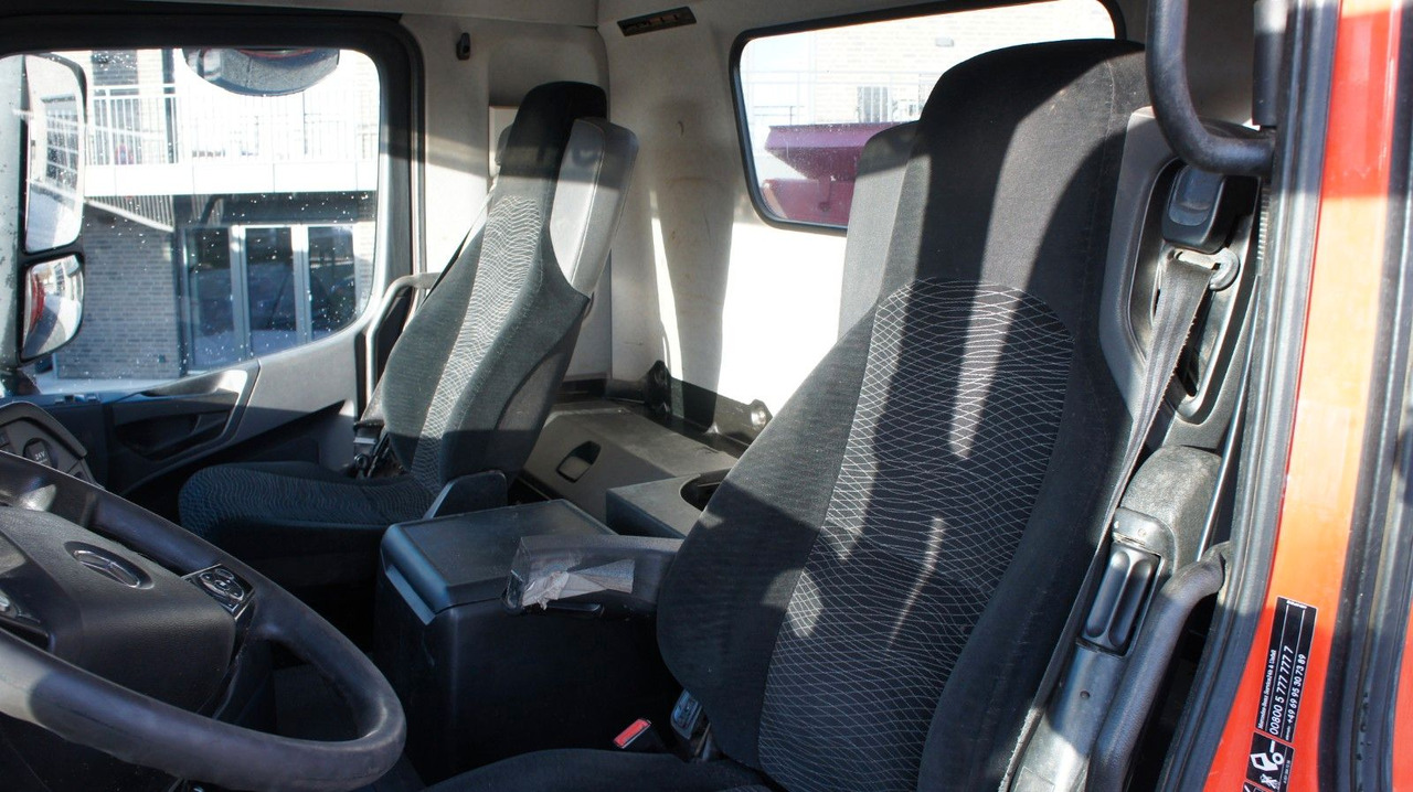 Самосвал Mercedes-Benz Arocs 2653 Dreiseitenkipper Meiller Bordmatik: фото 6 Самосвал Mercedes-Benz Arocs 2653 Dreiseitenkipper Meiller Bordmatik: фото 6