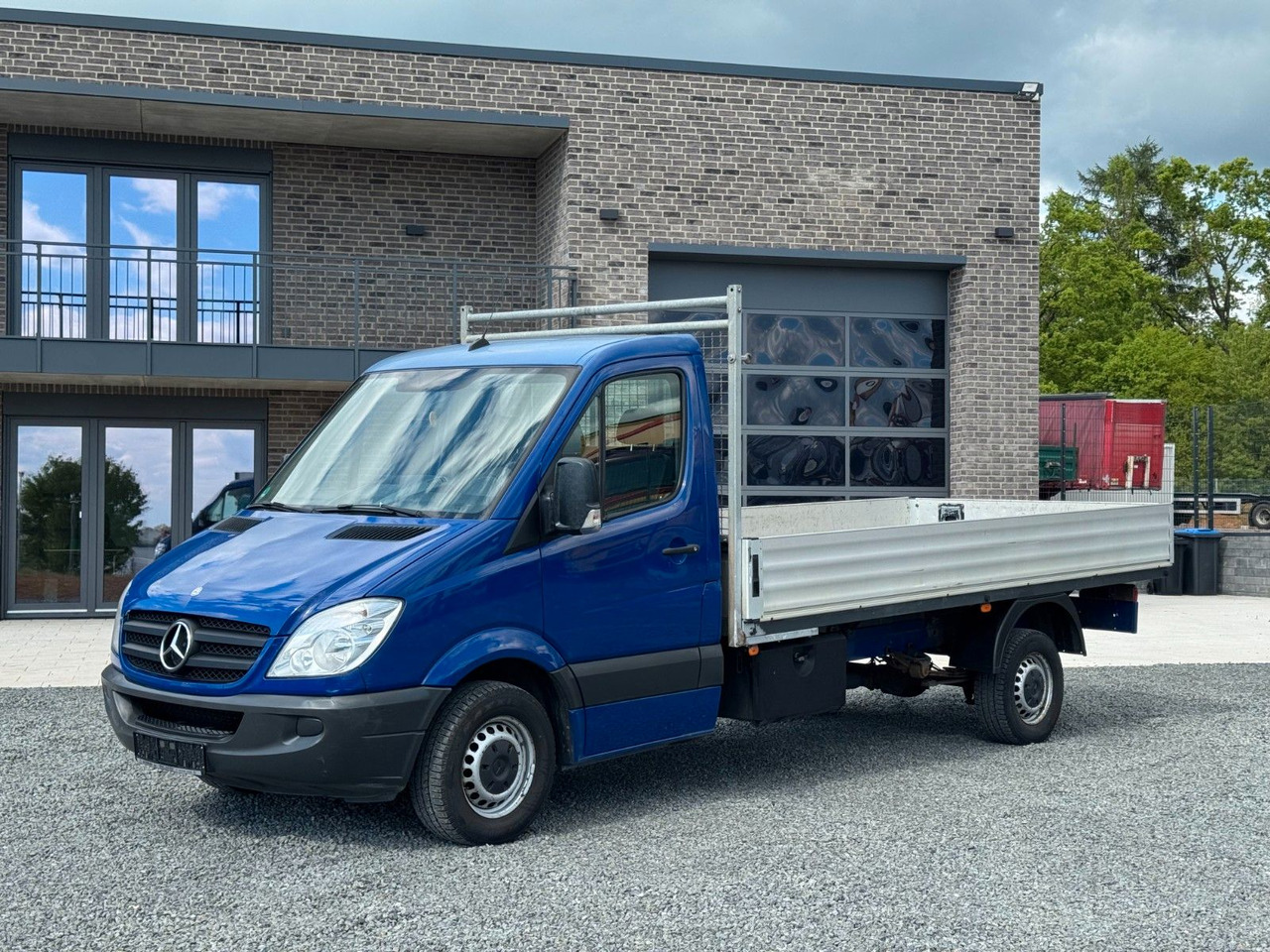 Mercedes-Benz Sprinter 316 CDI Pritsche - Малотоннажный бортовой грузовик: фото 2 Mercedes-Benz Sprinter 316 CDI Pritsche - Малотоннажный бортовой грузовик: фото 2