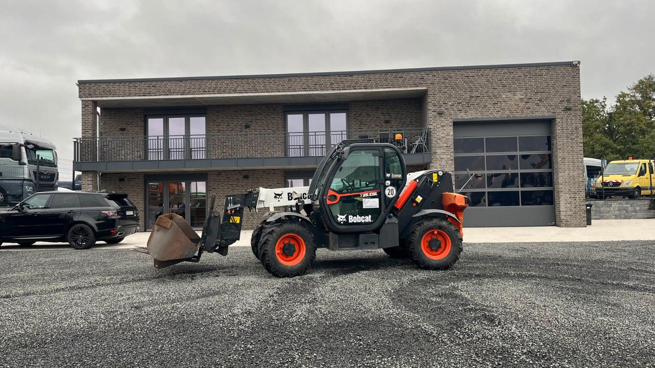 Bobcat T35.105LB Teleskoplader 7600 Kg Gabel Schaufel - Погрузочно-разгрузочная техника: фото 1 Bobcat T35.105LB Teleskoplader 7600 Kg Gabel Schaufel - Погрузочно-разгрузочная техника: фото 1