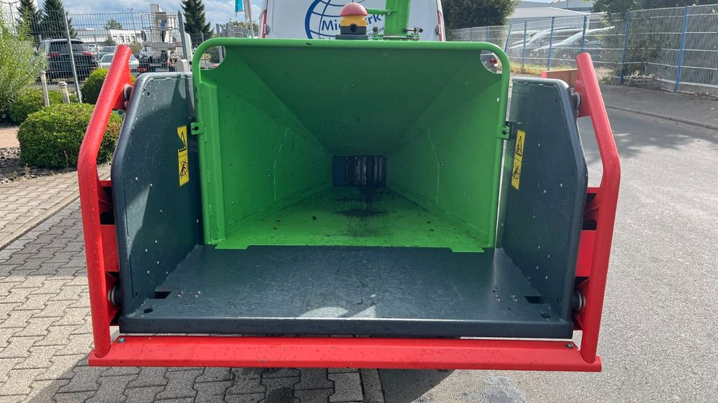 GreenMech Arborist 130 Häcksler Holz GreenMech Arborist 130 Häcksler Holz - Прицеп: фото 5 GreenMech Arborist 130 Häcksler Holz GreenMech Arborist 130 Häcksler Holz - Прицеп: фото 5