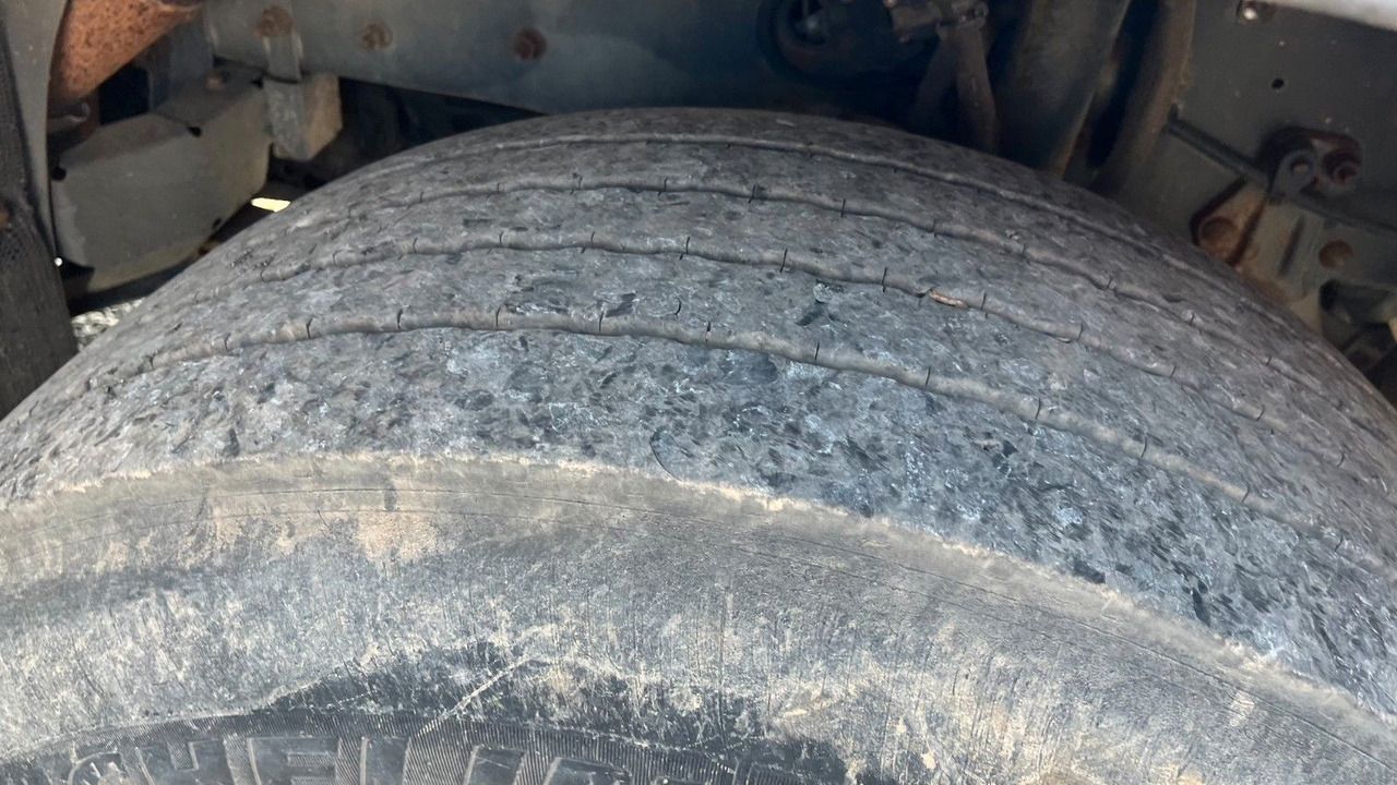 Портальный бункеровоз Volvo FM 500 Absetzkipper Retarder VDL Volvo FM 500 Absetzkipper Retarder VDL: фото 9