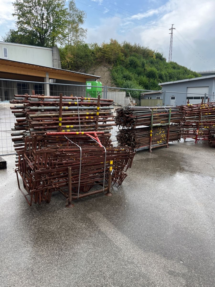 Fassadengerüst Ringer 2700 m2 - Строительное оборудование: фото 2 Fassadengerüst Ringer 2700 m2 - Строительное оборудование: фото 2