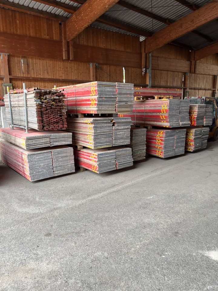 Fassadengerüst Ringer 2700 m2 - Строительное оборудование: фото 1 Fassadengerüst Ringer 2700 m2 - Строительное оборудование: фото 1