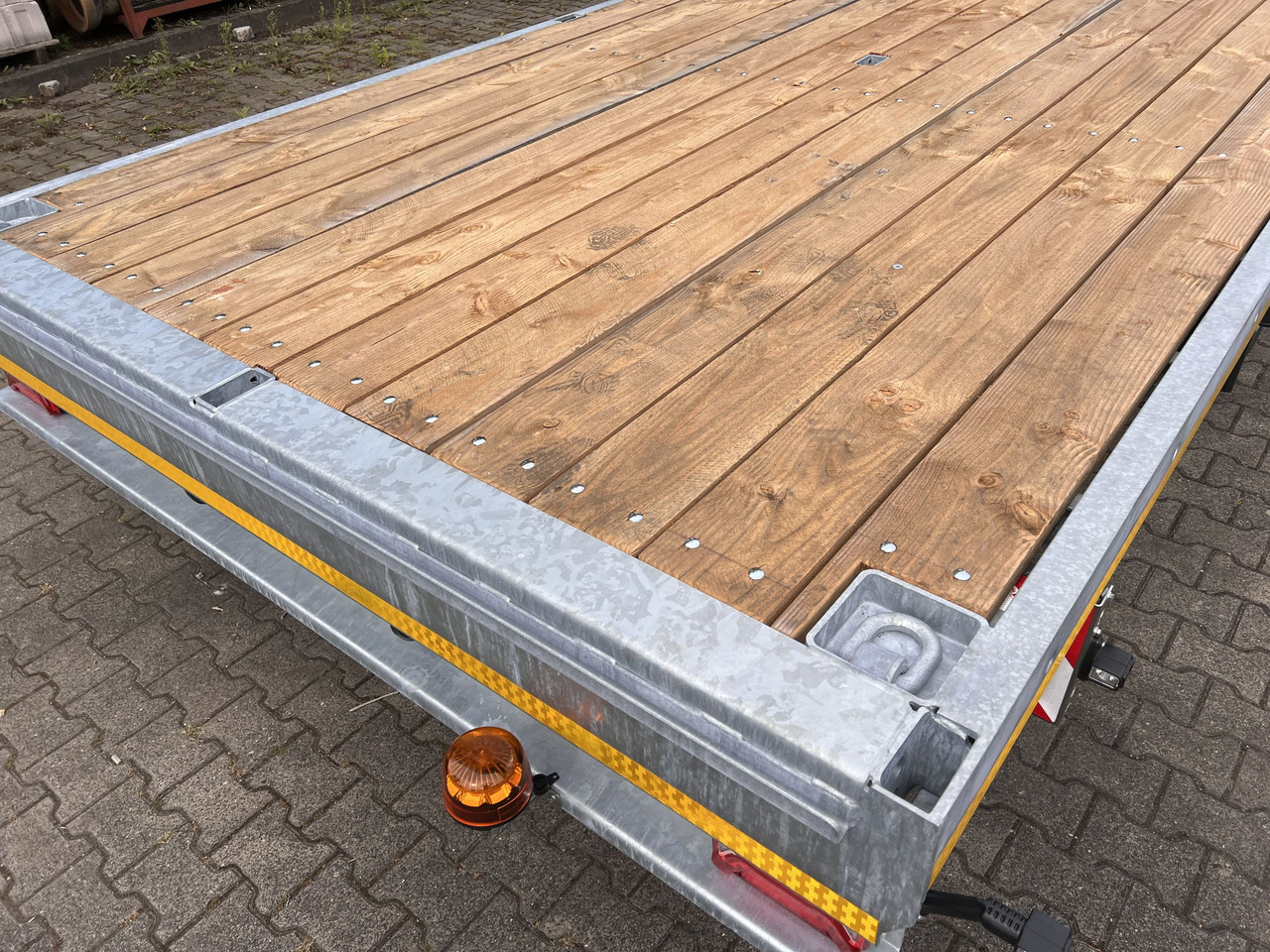 Möslein THT 14-G 7,20 L ausziehbar  13,9 t Tandemanhänger- Tieflader, ausziehbarLuftgefedert в лизинг Möslein THT 14-G 7,20 L ausziehbar  13,9 t Tandemanhänger- Tieflader, ausziehbarLuftgefedert: фото 11