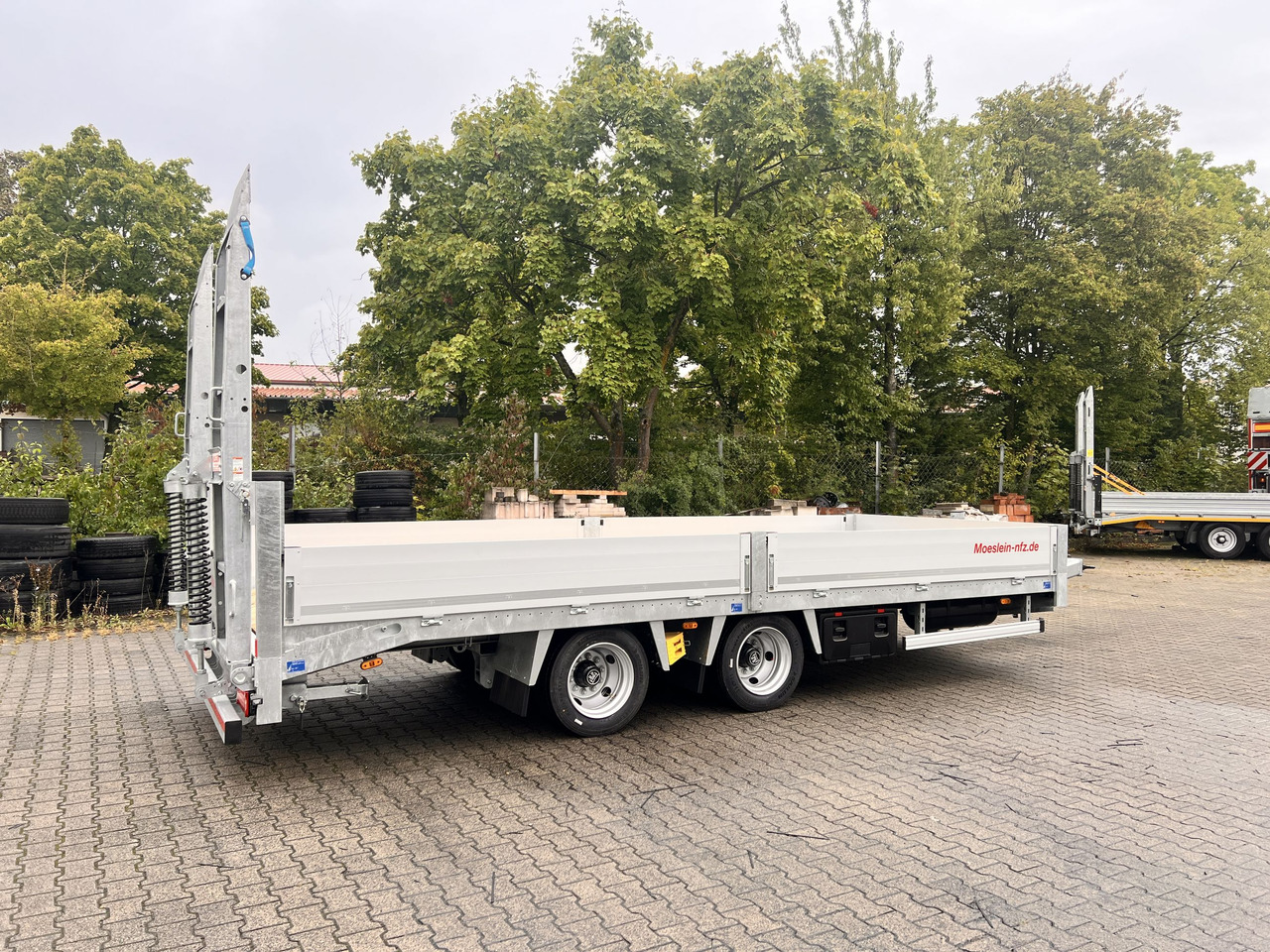 Möslein TT 14 14,4 t TandemtiefladerNeufahrzeug - Низкорамный прицеп: фото 2 Möslein TT 14 14,4 t TandemtiefladerNeufahrzeug - Низкорамный прицеп: фото 2
