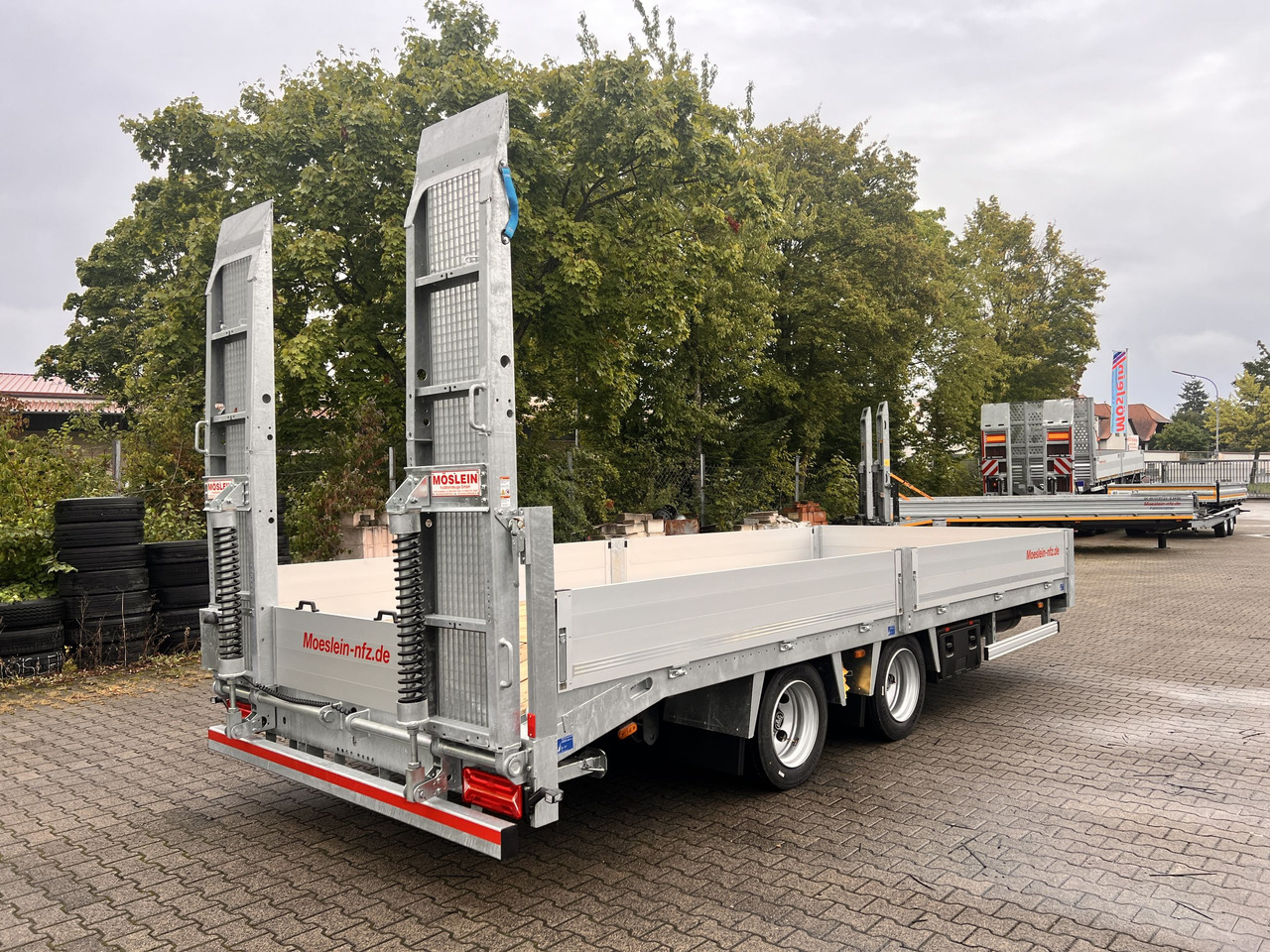 Möslein TT 14 14,4 t TandemtiefladerNeufahrzeug - Низкорамный прицеп: фото 3 Möslein TT 14 14,4 t TandemtiefladerNeufahrzeug - Низкорамный прицеп: фото 3