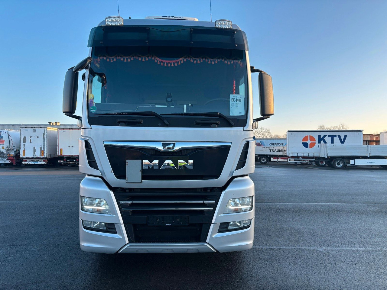 MAN TGX 18.510 XXL Retarder ACC LGS - Тягач: фото 3 MAN TGX 18.510 XXL Retarder ACC LGS - Тягач: фото 3