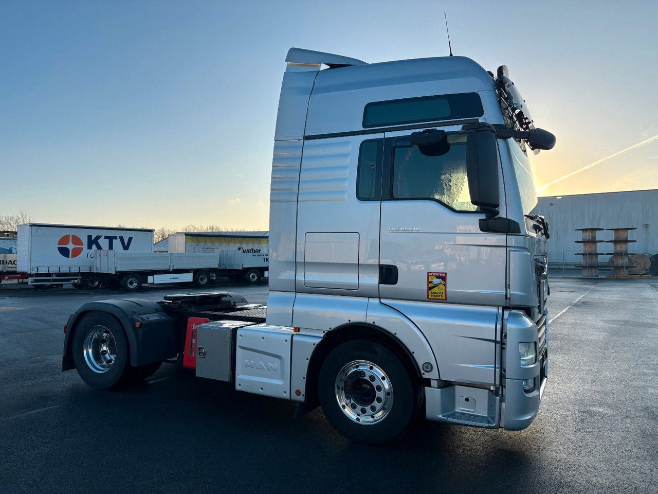 MAN TGX 18.510 XXL Retarder ACC LGS - Тягач: фото 1 MAN TGX 18.510 XXL Retarder ACC LGS - Тягач: фото 1