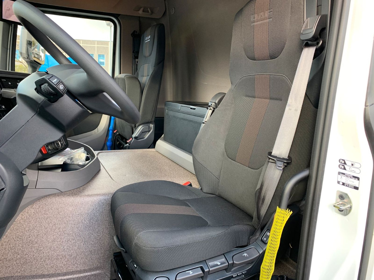 DAF FA XD 370 zikun Swing-Board-Aufbau в лизинг DAF FA XD 370 zikun Swing-Board-Aufbau: фото 29 DAF FA XD 370 zikun Swing-Board-Aufbau в лизинг DAF FA XD 370 zikun Swing-Board-Aufbau: фото 29