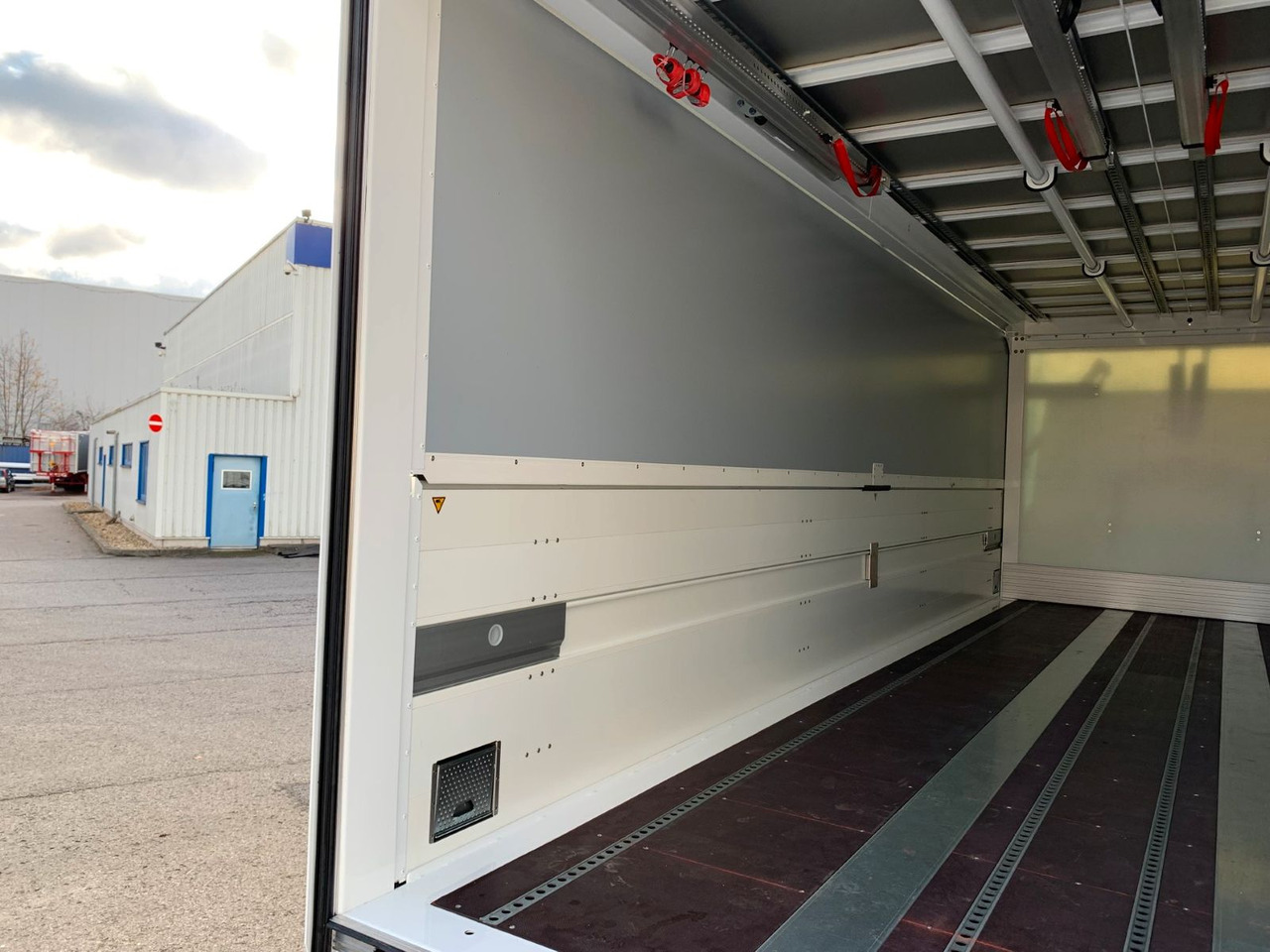 DAF FA XD 370 zikun Swing-Board-Aufbau в лизинг DAF FA XD 370 zikun Swing-Board-Aufbau: фото 13 DAF FA XD 370 zikun Swing-Board-Aufbau в лизинг DAF FA XD 370 zikun Swing-Board-Aufbau: фото 13