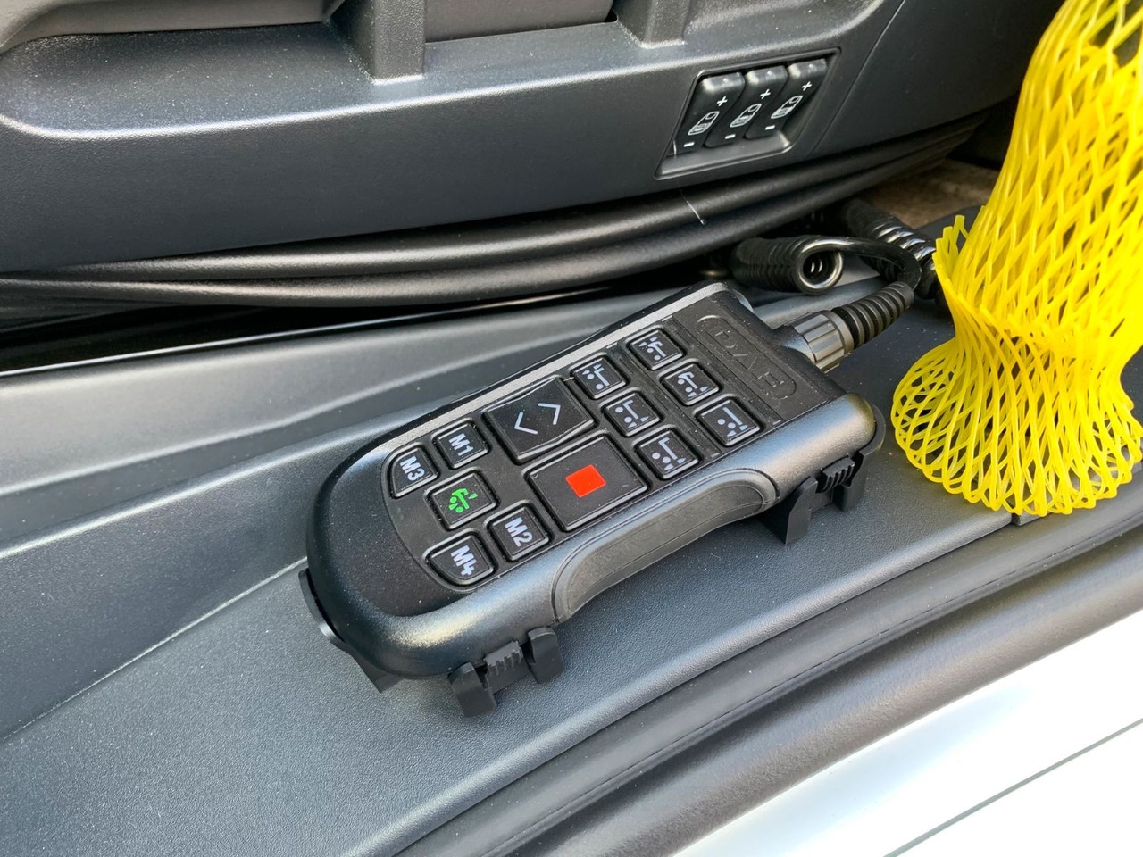 DAF FA XD 370 zikun Swing-Board-Aufbau в лизинг DAF FA XD 370 zikun Swing-Board-Aufbau: фото 30 DAF FA XD 370 zikun Swing-Board-Aufbau в лизинг DAF FA XD 370 zikun Swing-Board-Aufbau: фото 30