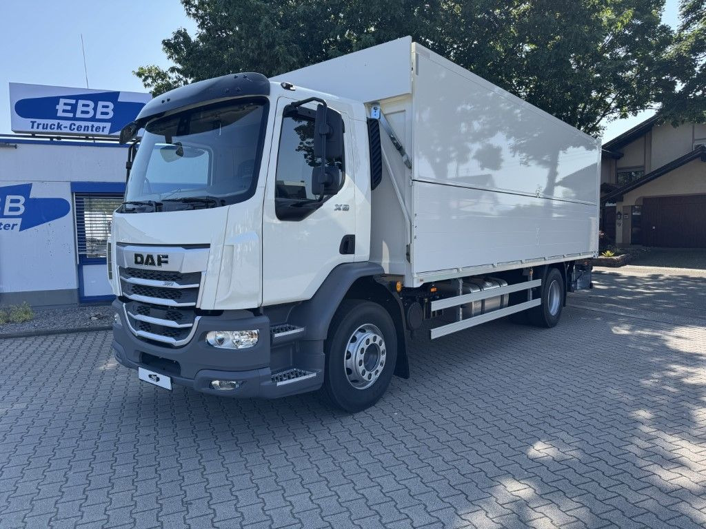 DAF XB 310 FA 18t Getränkeaufbau DAF XB 310 FA 18t Getränkeaufbau - Грузовик для перевозки напитков: фото 1 DAF XB 310 FA 18t Getränkeaufbau DAF XB 310 FA 18t Getränkeaufbau - Грузовик для перевозки напитков: фото 1