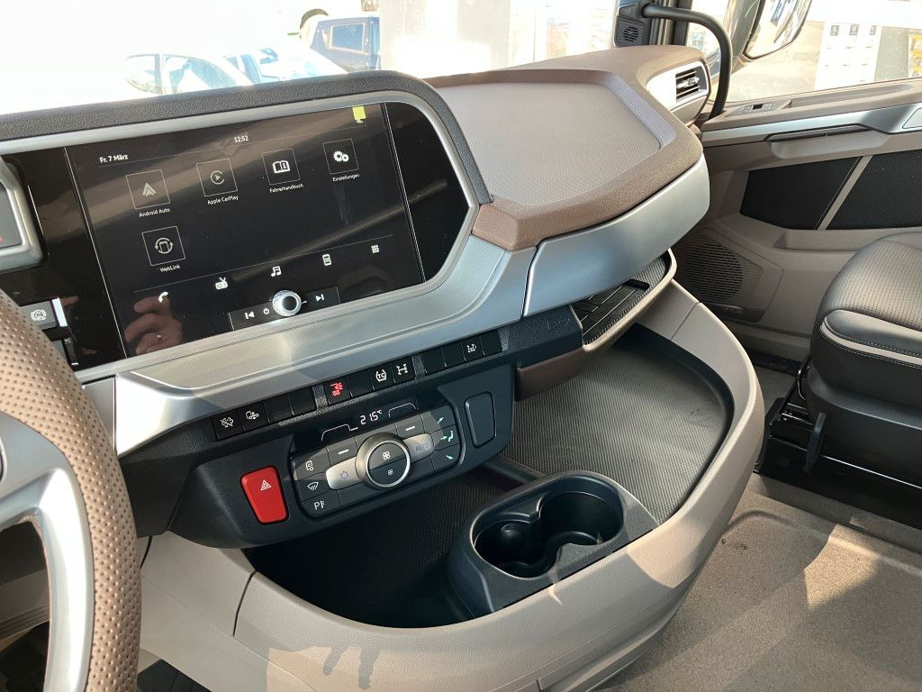 Тягач DAF XG  530 FT 2x verfügbar: фото 9