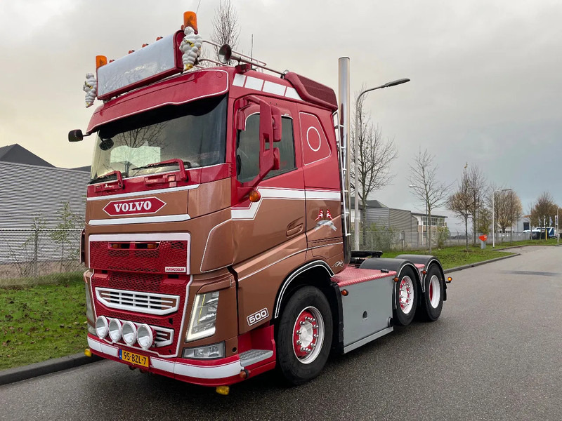 Volvo FH 500 SHOWTRUCK EURO 6 - Тягач: фото 1 Volvo FH 500 SHOWTRUCK EURO 6 - Тягач: фото 1
