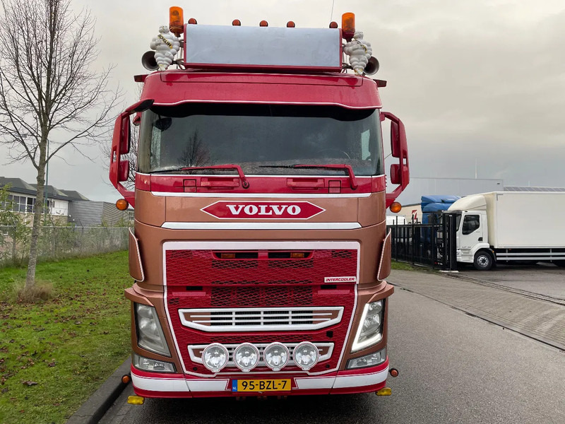 Volvo FH 500 SHOWTRUCK EURO 6 - Тягач: фото 5 Volvo FH 500 SHOWTRUCK EURO 6 - Тягач: фото 5