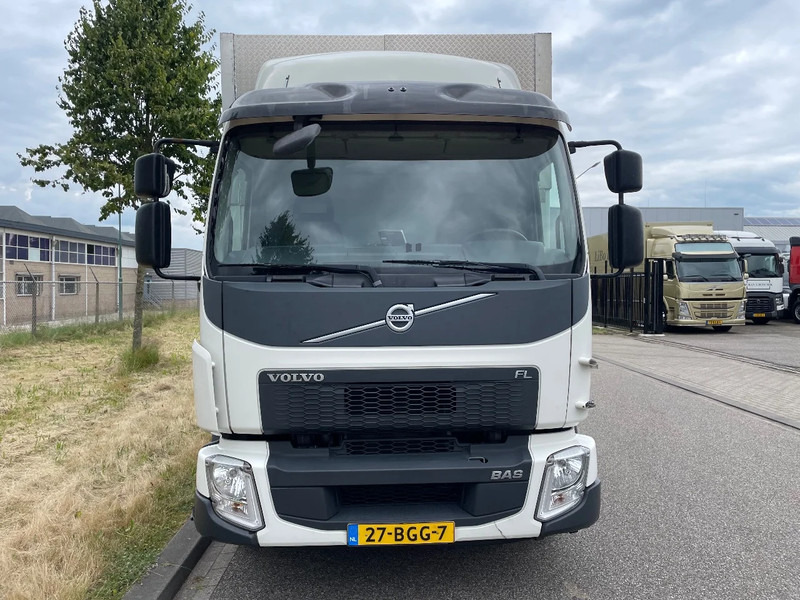 Volvo FL 210 euro 6 2015 - Грузовик с закрытым кузовом: фото 4 Volvo FL 210 euro 6 2015 - Грузовик с закрытым кузовом: фото 4