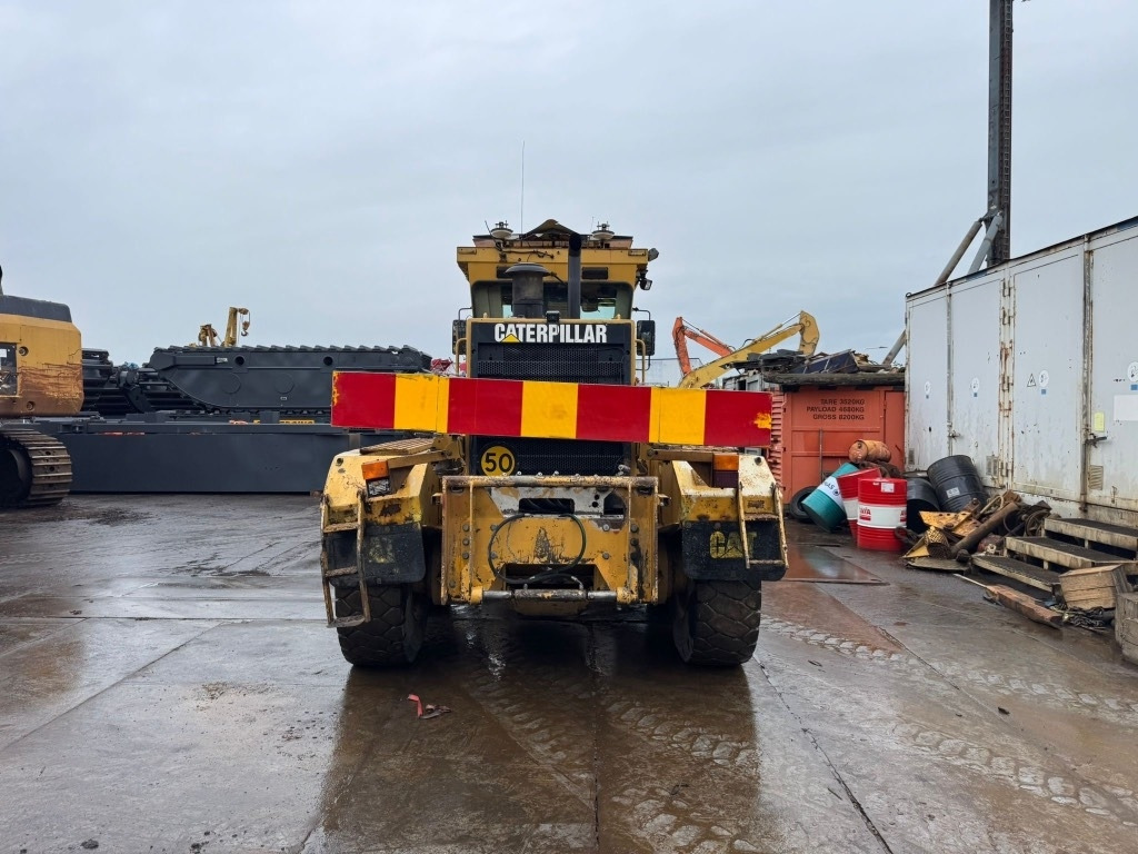 CAT 140 H - Грейдер: фото 4 CAT 140 H - Грейдер: фото 4