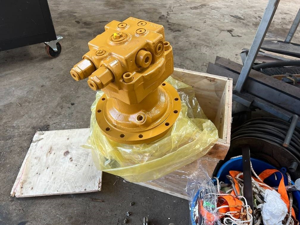 CAT 315cl swing pump (unused)  - Гидравлика для Строительной техники: фото 1 CAT 315cl swing pump (unused)  - Гидравлика для Строительной техники: фото 1